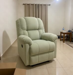 كرسي استرخاء| ثابت - خامة مخملية - ضمان 5 سنوات - بيج فاتح photo review